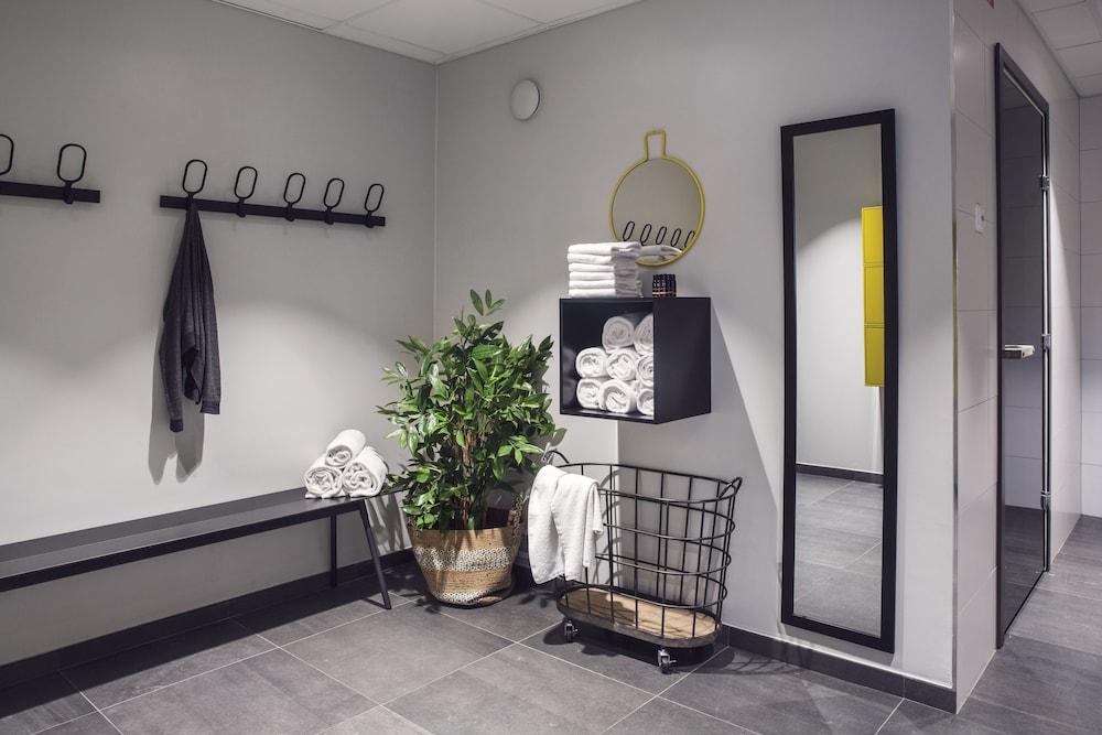 Quality Hotel Winn Haninge Exterior photo